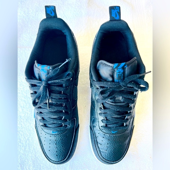 Nike Air Force 1 LV8 ‘Reflective Swoosh - Black’ - Picture 10 of 16